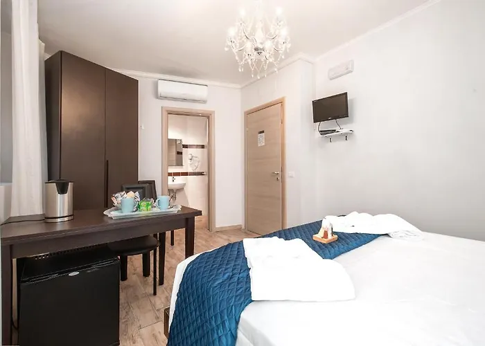 Couette-café Terme Di Traiano 3*